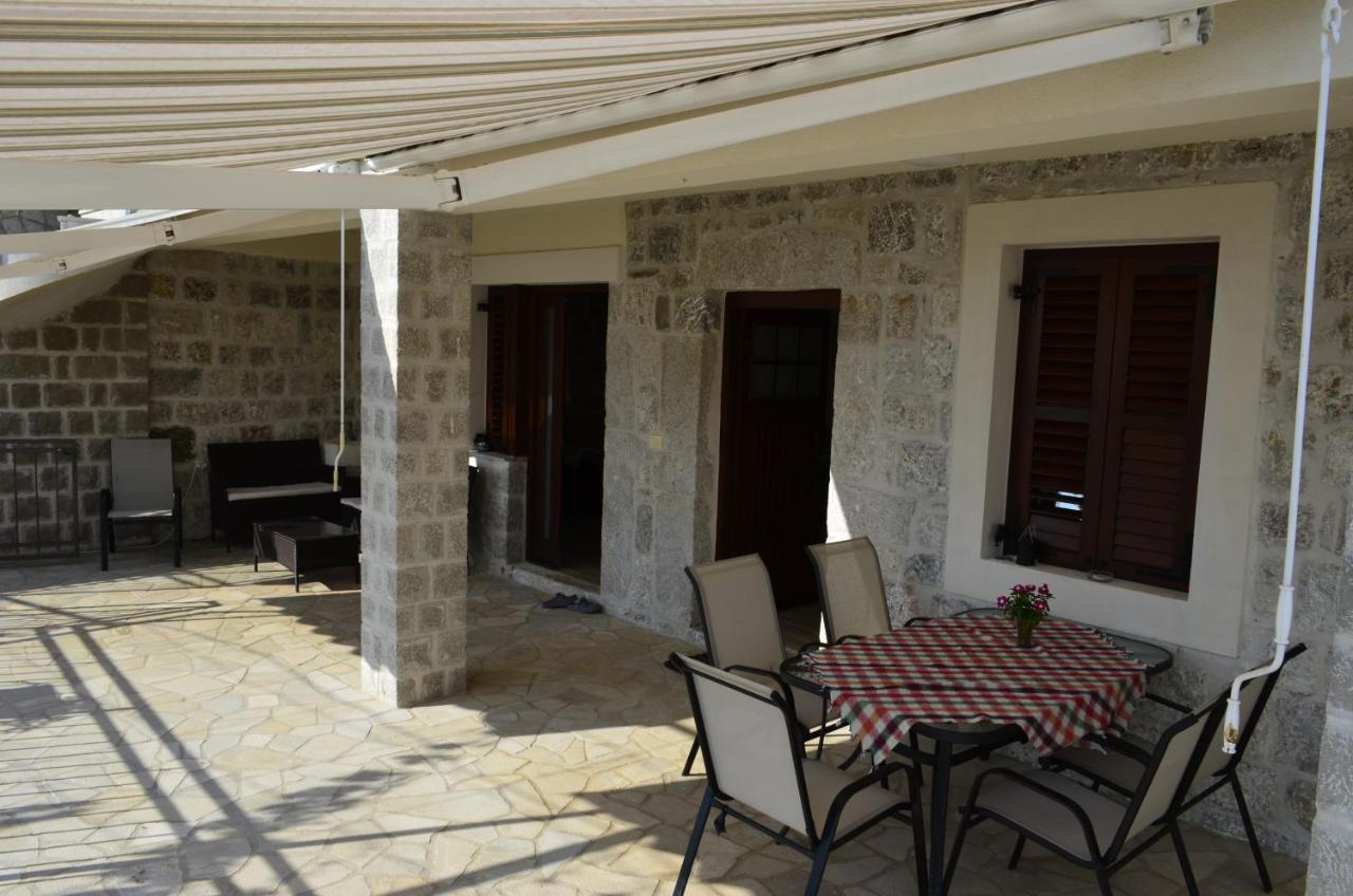 Vila Nikola Bratešići エクステリア 写真