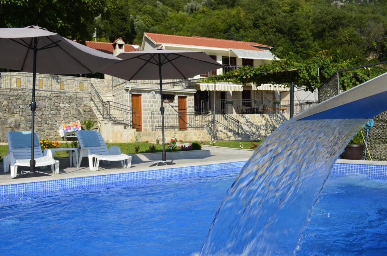 Vila Nikola Bratešići エクステリア 写真