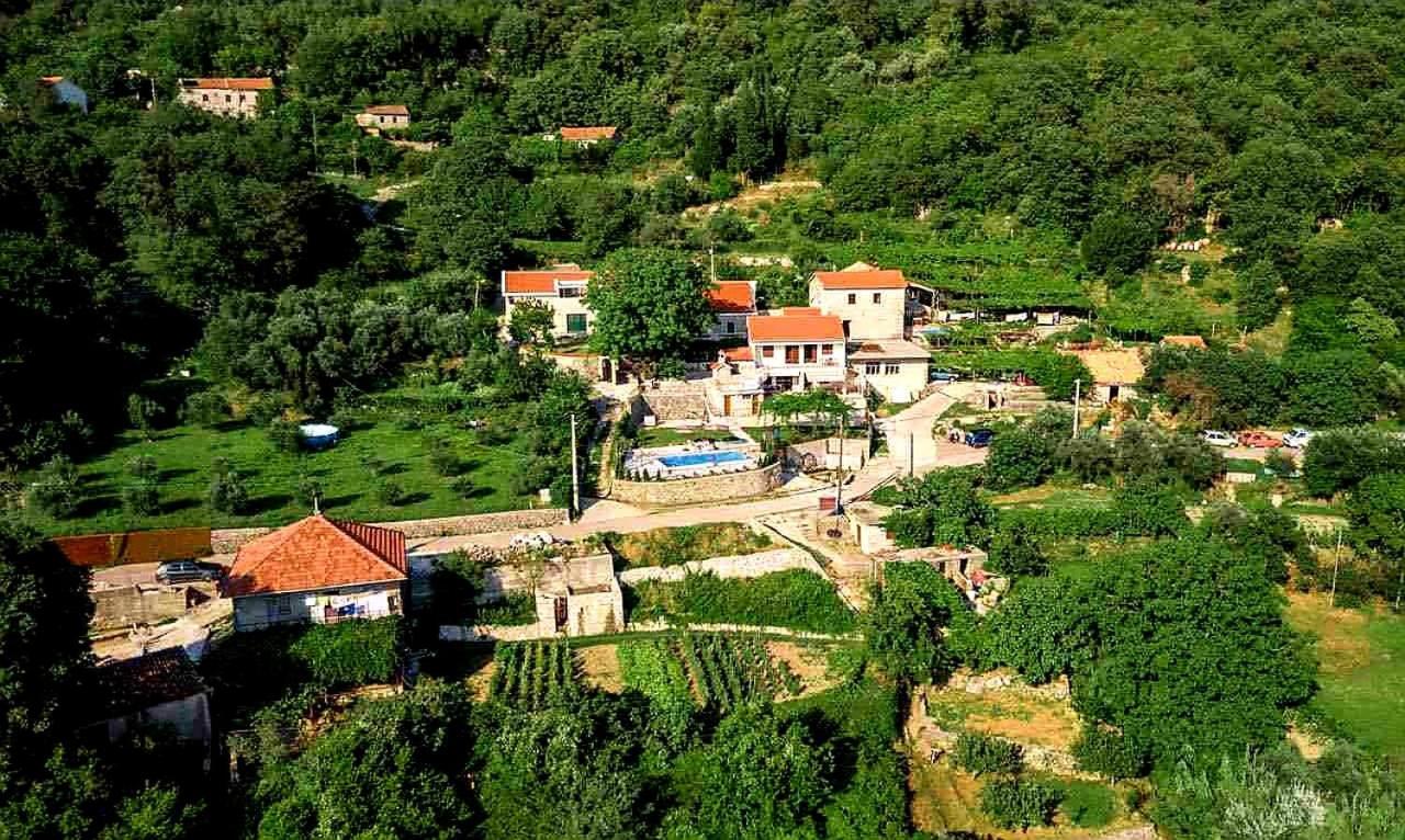 Vila Nikola Bratešići エクステリア 写真